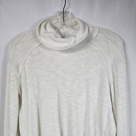 We The Free Split Back Turtleneck Sz S Exposed Seam Tunic White Boho Relaxed Fit - Picture 3 of 9